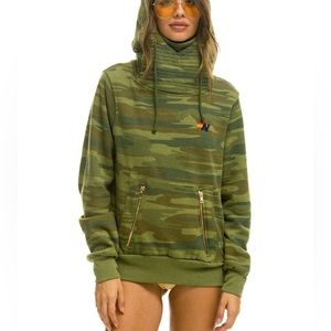 Aviator Nation camo set size L